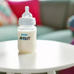 Avent Anti-colic Silicone Teat 3m+