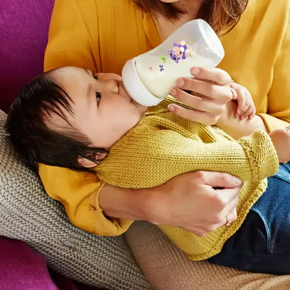 Avent Natural Baby Bottle 260ml Hippo