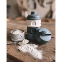 Beaba Formula and Snack Container