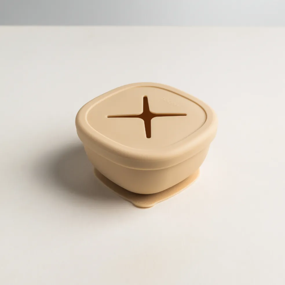 Hegen Suction Bowl with Snack Lid (Taupe)