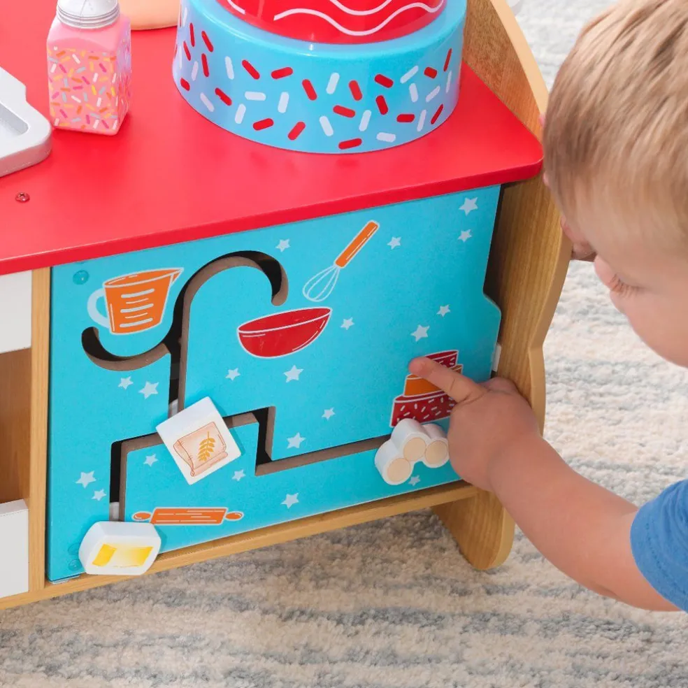 KidKraft Foody Friends: Deluxe Baking Fun Puppy Activity Center