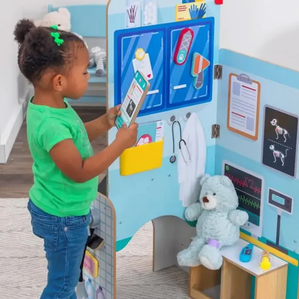 Kidkraft Let's Pretend Pet Doctor Pop-Up