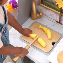 KidKraft Smoothie Fun Play Kitchen