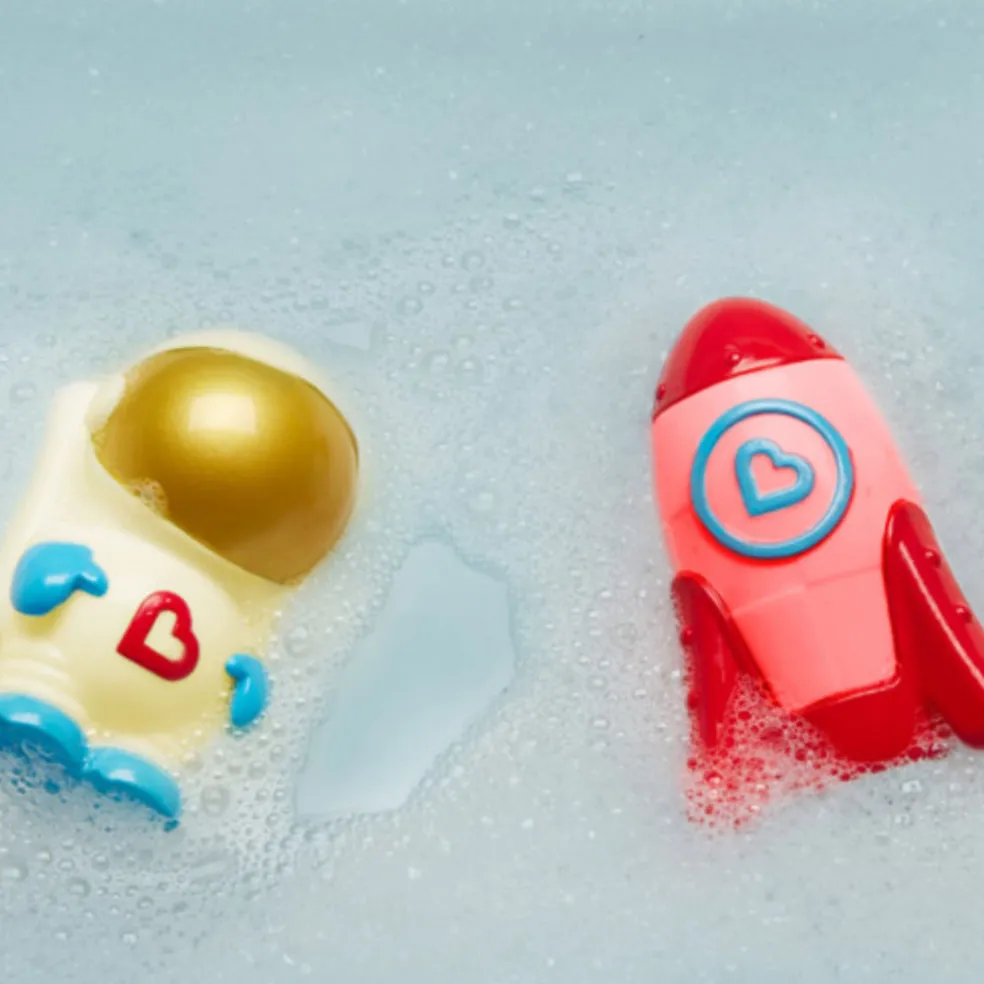 Munchkin Galaxy Buddies Light Up Bath Toy, 2pk