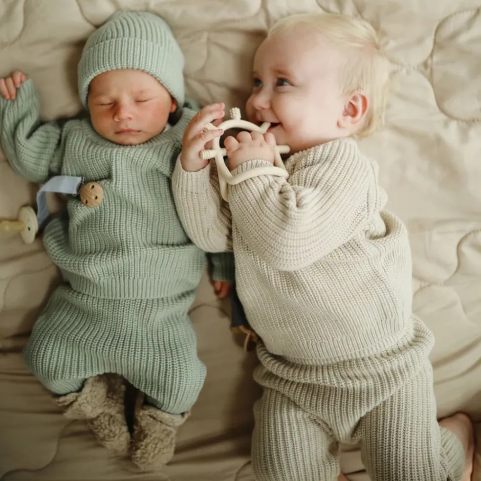 Mushie No-Drop Sensory Teether