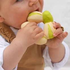 Oli&Carol Patricio the Pistachio Teether