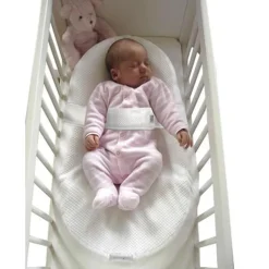 Red Castle Cocoonababy Nest with Fitted Sheet