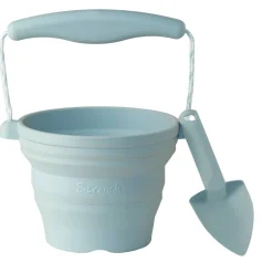 Scrunch in the Garden – seedling pot and trowel