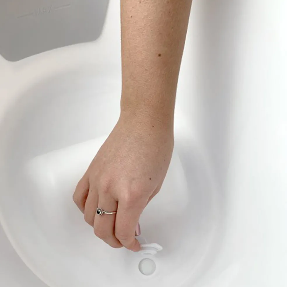 Shnuggle Bath With Plug