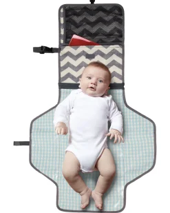 Skip Hop Pronto Signature Changing Station - Chevron