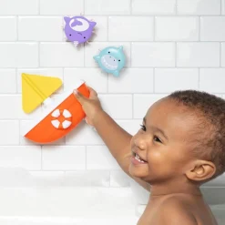 Skip Hop Zoo Tip & Spin Boat - Shark/Narwhal