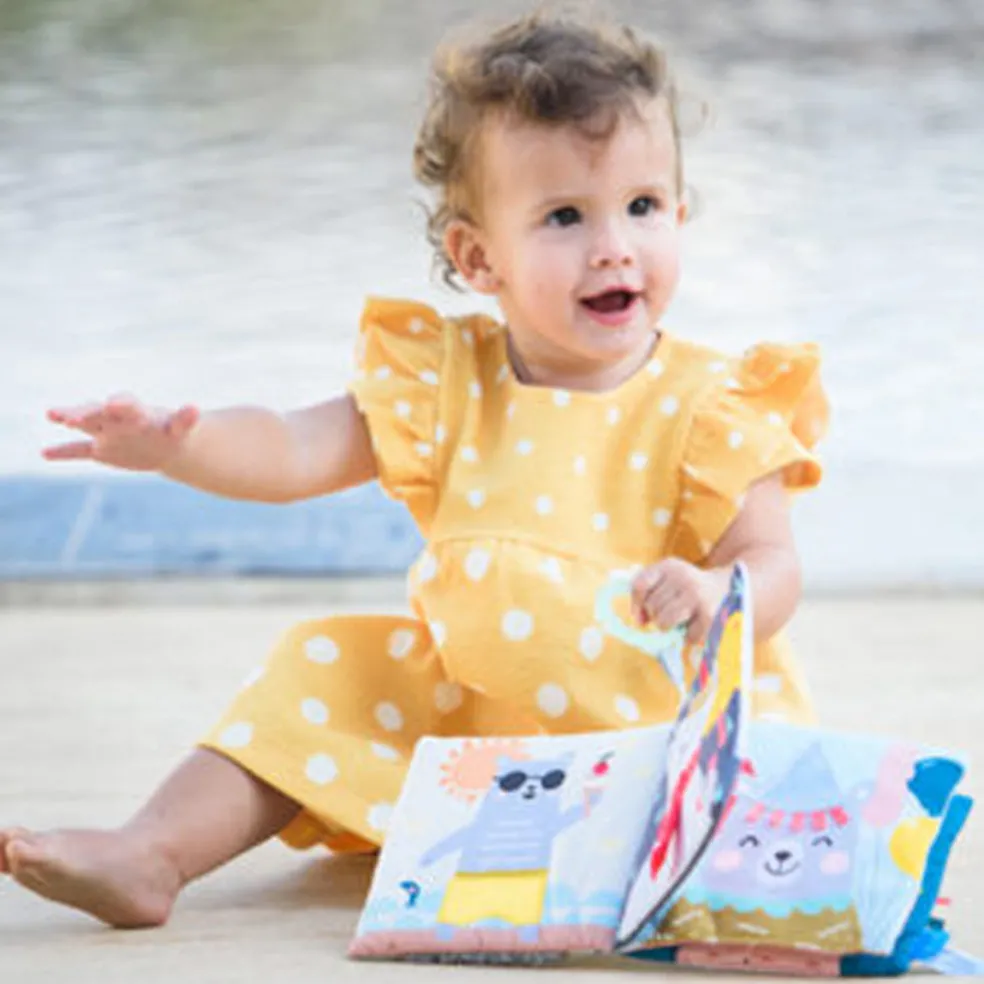 Taf Toys What Does Paul Wear Book