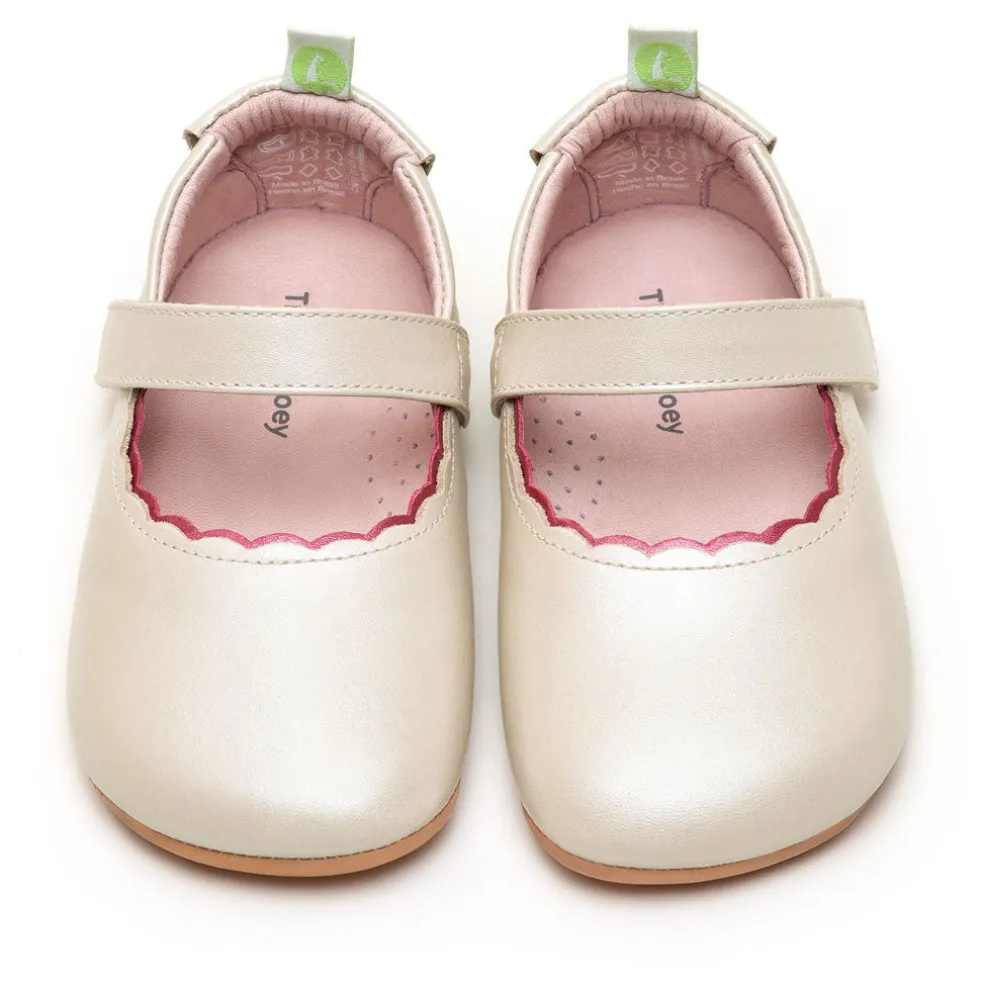 Tip Toey Joey Toddler Mary Jane Roundy - Antique White/Fuchsia Shine